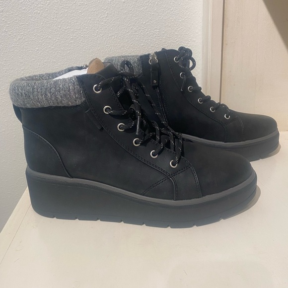 Dr Scholl’s Women’s Max Alpine Ankle Winter Boots Black Wedge Style New size 10 - Picture 2 of 16